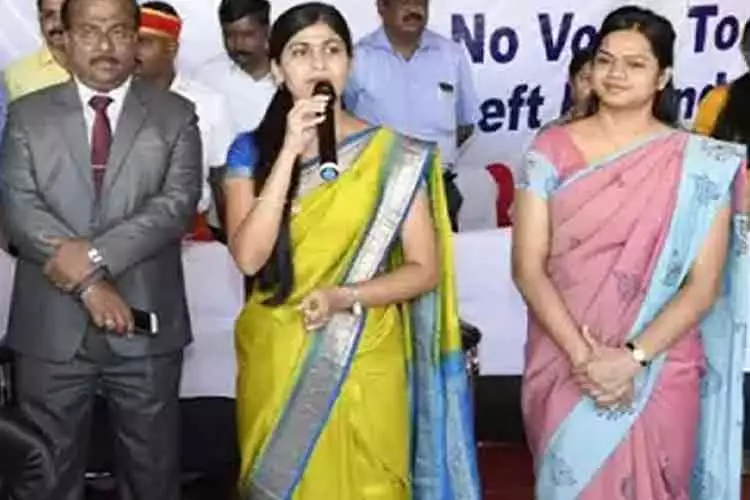 IAS ROHINI BHAJIBHAKARE