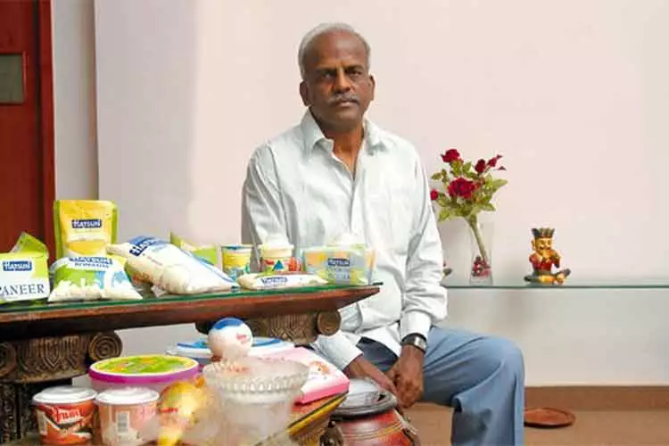 R.G. CHANDRAMOGAN